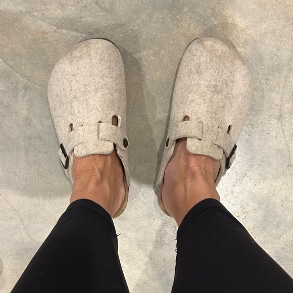 Birkenstock Clogs - Picture 3 of 7